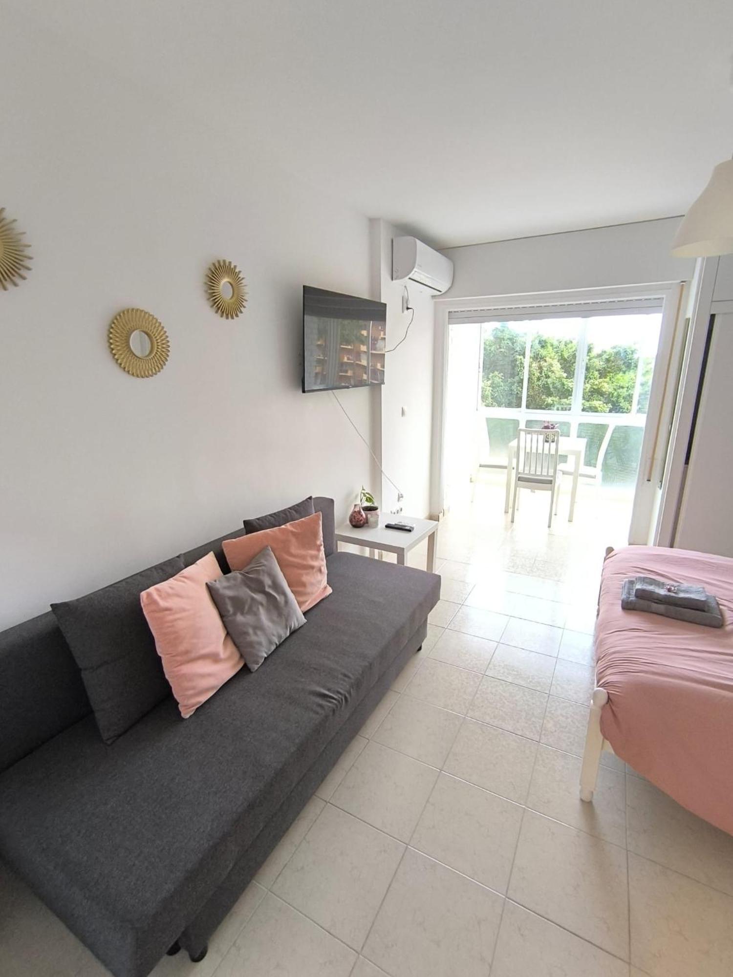 Benalma - Hermoso Estudio Cerca De La Playa Y De Todo! Lejlighed *